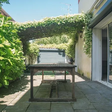度假居 Les Hortensias, Maison De *
